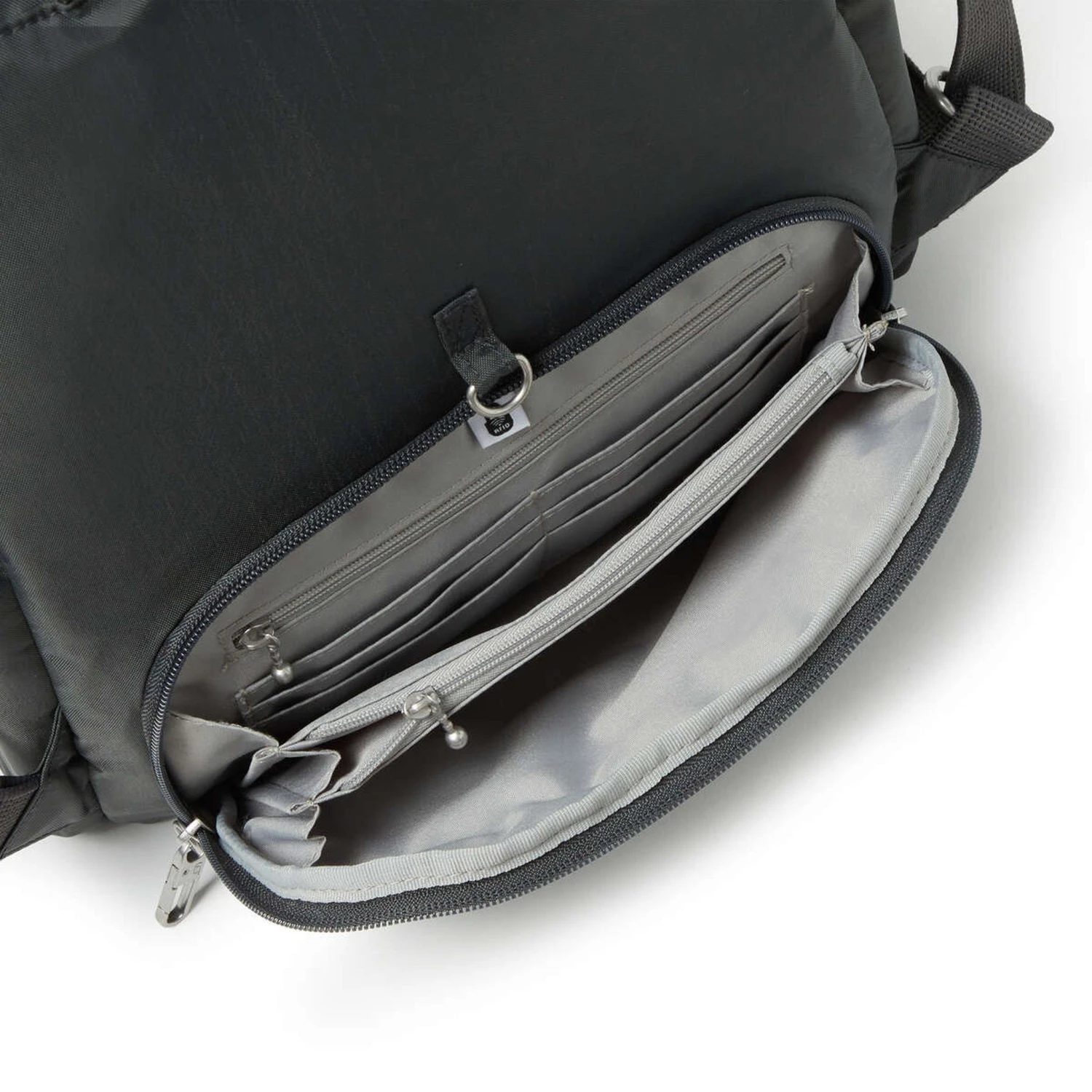 Baggallini Anti-Theft Vacation Backpack 11 Baggallini Anti-Theft Vacation Backpack - Image 9