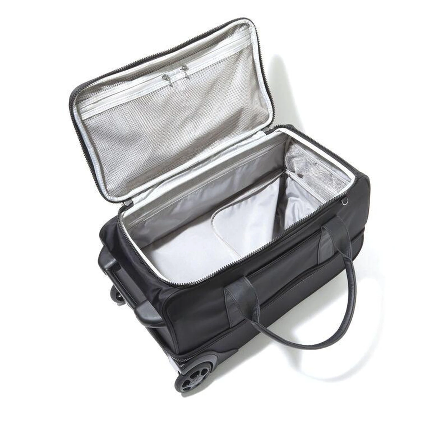 Baggallini Gramercy Carry-On Duffel 7 Baggallini Gramercy Carry-On Duffel - Image 5