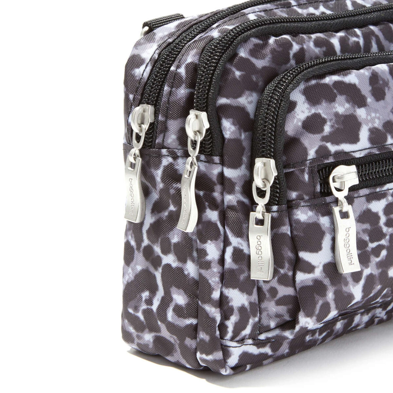 Baggallini Triple Zip Bagg 16 Baggallini Triple Zip Bagg - Image 14