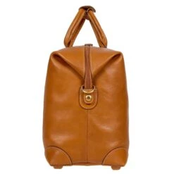 Brics Life Pelle 18" Cargo Duffle - Tuscan Full-Grain Leather Handcrafted Travel Bag 11 Brics Life Pelle 18" Cargo Duffle - Tuscan Full-Grain Leather Handcrafted Travel Bag -Luggage Pros Store Brics Life Pelle 18 Cargo Duffle 4