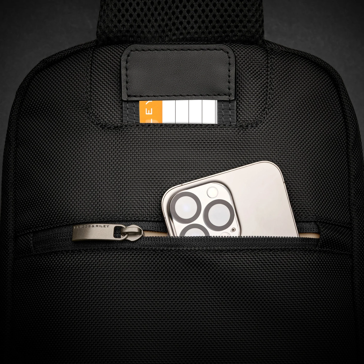 Briggs & Riley @Work 2.0 Sling 8 Briggs & Riley @Work 2.0 Sling - Image 6