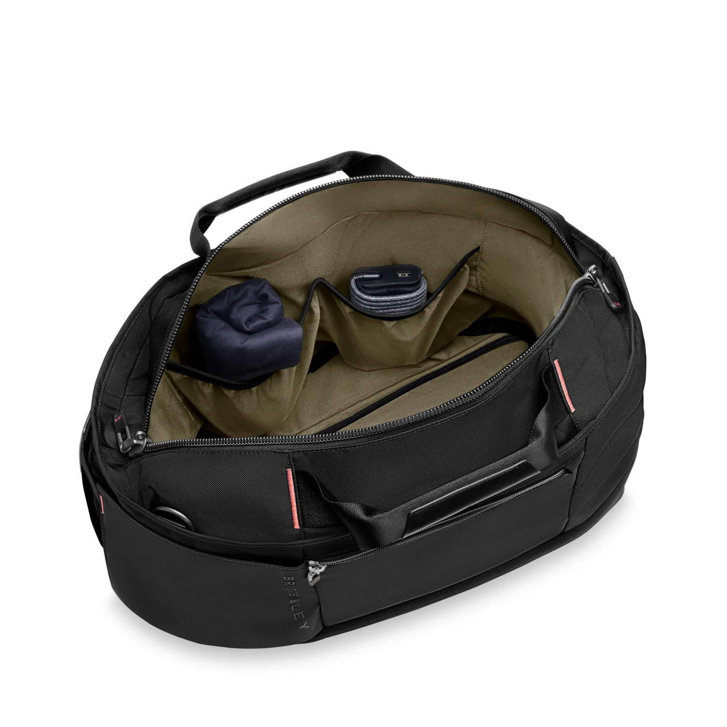 Briggs & Riley ZDX 2.0 Black Expandable Overnighter – Versatile Weekend Travel Duffel 20 Briggs & Riley ZDX 2.0 Black Expandable Overnighter – Versatile Weekend Travel Duffel - Image 18