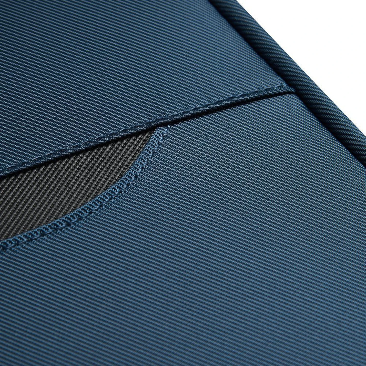 Delsey Sky Max 2.0 28" Expandable Spinner – Lightweight Twill Polyester Checked Luggage 19 Delsey Sky Max 2.0 28" Expandable Spinner – Lightweight Twill Polyester Checked Luggage - Image 17