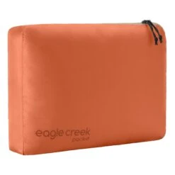 Eagle Creek Pack-It Isolate Cube M – Lightweight Ocean-Recycled Travel Packing Organizer