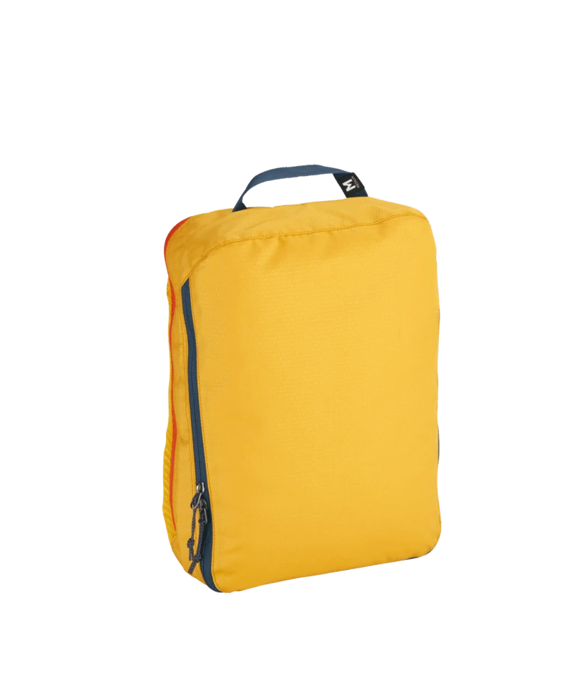 Eagle Creek Pack-It Reveal Clean/Dirty Cube M – Dual-Compartment Water-Resistant Travel Organizer 12 Eagle Creek Pack-It Reveal Clean/Dirty Cube M – Dual-Compartment Water-Resistant Travel Organizer - Image 10