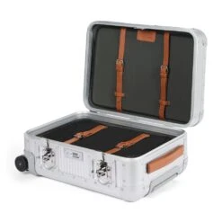 FPM Milano Bank Spinner 55M 21 FPM Milano Bank Spinner 55M -Luggage Pros Store FPM Milano Bank Spinner 55M 9