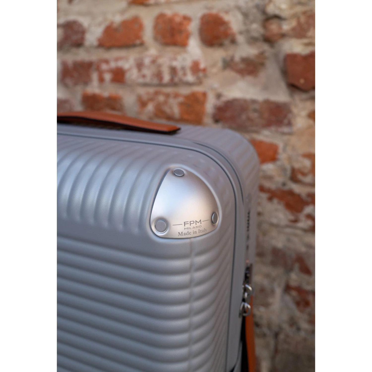 FPM Milano Bank Zip Deluxe 55S Carry-On – Italian Polycarbonate & Leather Spinner with Butterfly Lock 21 FPM Milano Bank Zip Deluxe 55S Carry-On – Italian Polycarbonate & Leather Spinner with Butterfly Lock - Image 19