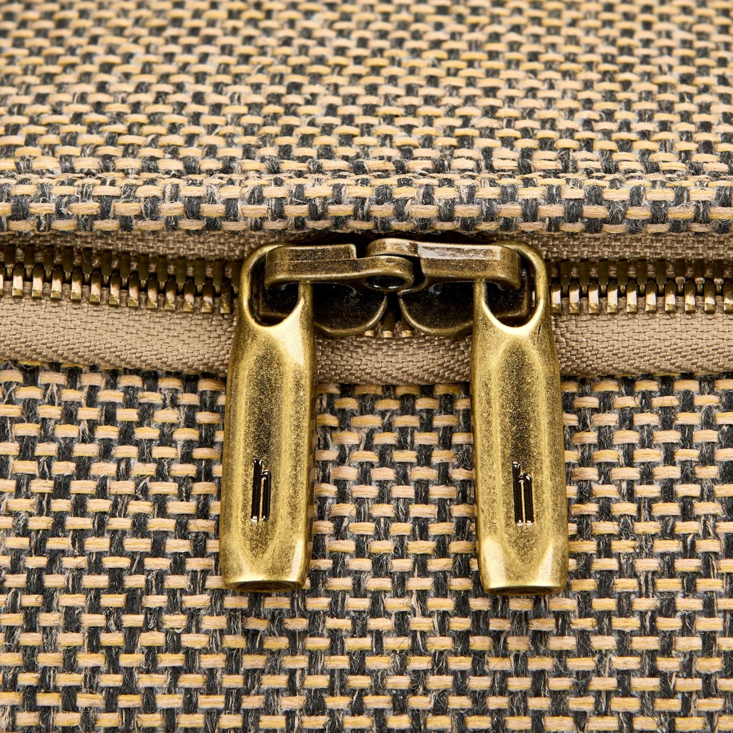 Hartmann Tweed Legend Travel Duffel - Tan/Brown Leather Accents Heritage Weekend Bag 7 Hartmann Tweed Legend Travel Duffel - Tan/Brown Leather Accents Heritage Weekend Bag - Image 5