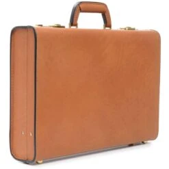 Korchmar Monroe 4" American Belting Leather Attache – Classic Piano Hinge 17" Laptop Briefcase 28 Korchmar Monroe 4" American Belting Leather Attache – Classic Piano Hinge 17" Laptop Briefcase -Luggage Pros Store Korchmar Classics 4 Monroe Belting Leather Attache 13