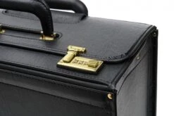 Korchmar Defender 18" Wheeled Catalog Case – Black Marvelon Vinyl Professional Briefcase -Luggage Pros Store Korchmar Defender 18 Wheeled Case 7