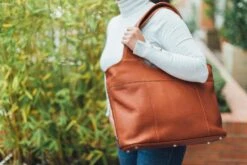 Piel Leather Laptop Hobo Bag - Top-Grain Vaquetta Leather Professional Handbag -Luggage Pros Store Piel Leather Laptop Hobo 11