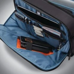 Samsonite Pro 13" Slim Messenger - Black Professional Laptop Bag with RFID & Wireless Charging Pocket -Luggage Pros Store Samsonite Pro 13 Slim Messenger 3