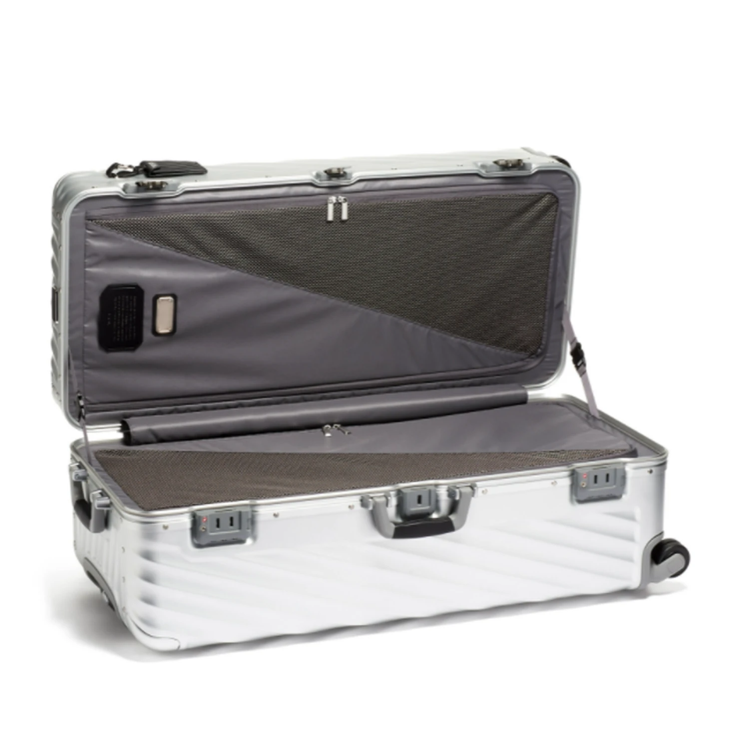 TUMI 19 Degree Aluminum Silver Rolling Trunk – Heavy-Duty Extra Large Checked Luggage 5 TUMI 19 Degree Aluminum Silver Rolling Trunk – Heavy-Duty Extra Large Checked Luggage - Image 3
