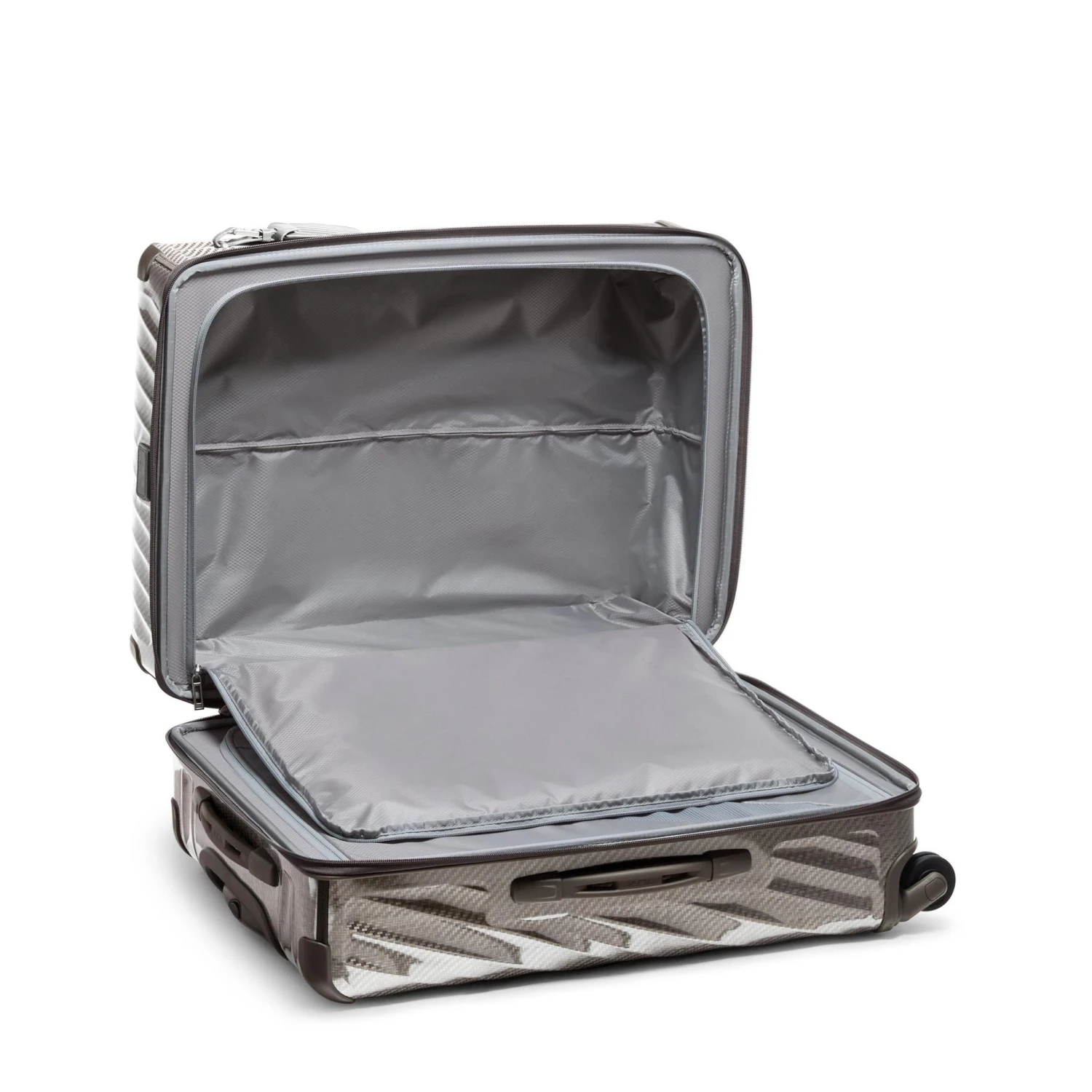 TUMI 19 Degree Lite Short Trip 4 Wheeled Packing Case 9 TUMI 19 Degree Lite Short Trip 4 Wheeled Packing Case - Image 7