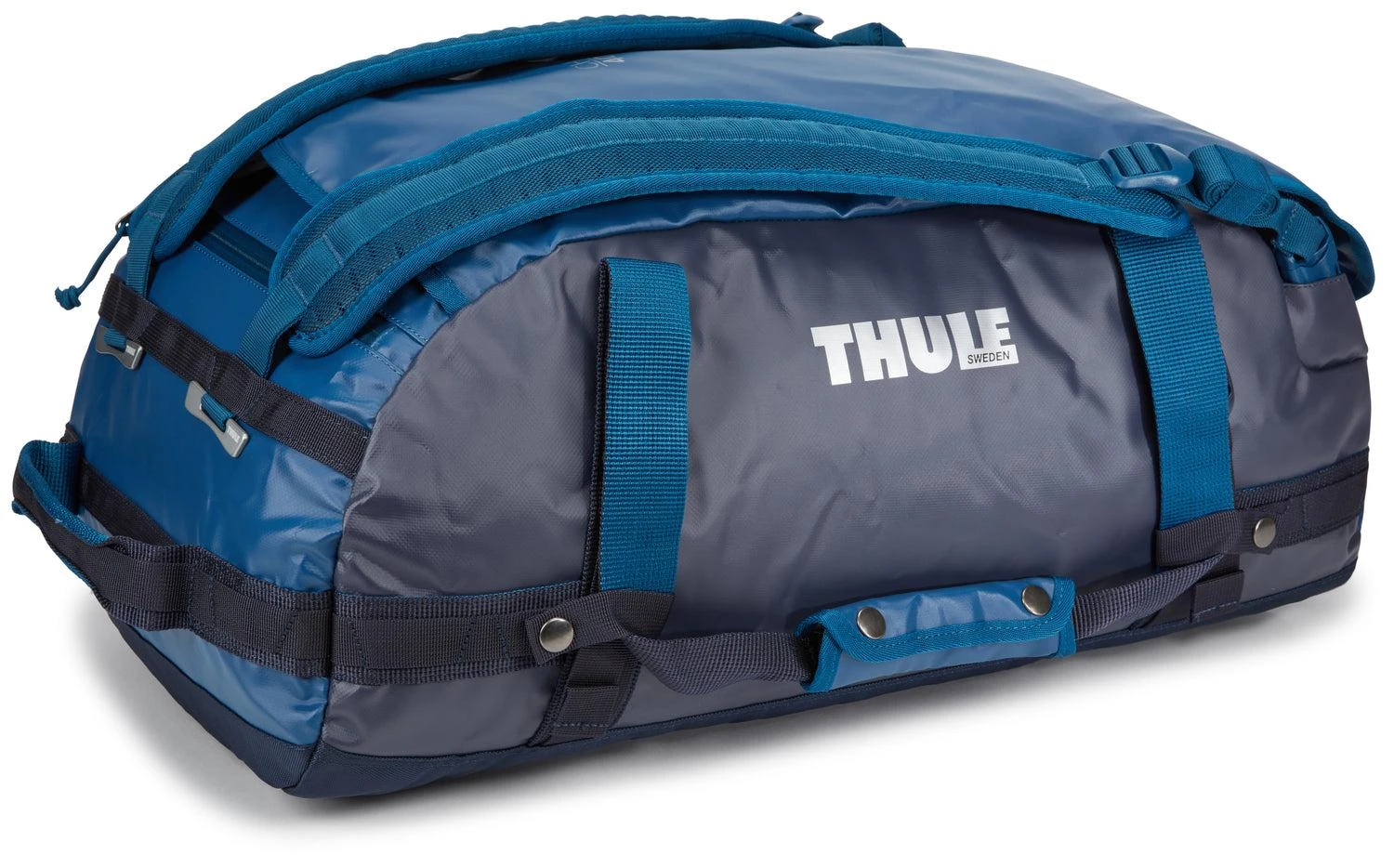 Thule Chasm 40L Weather-Resistant Duffel Bag – Convertible 2-in-1 Backpack Mode 8 Thule Chasm 40L Weather-Resistant Duffel Bag – Convertible 2-in-1 Backpack Mode - Image 6