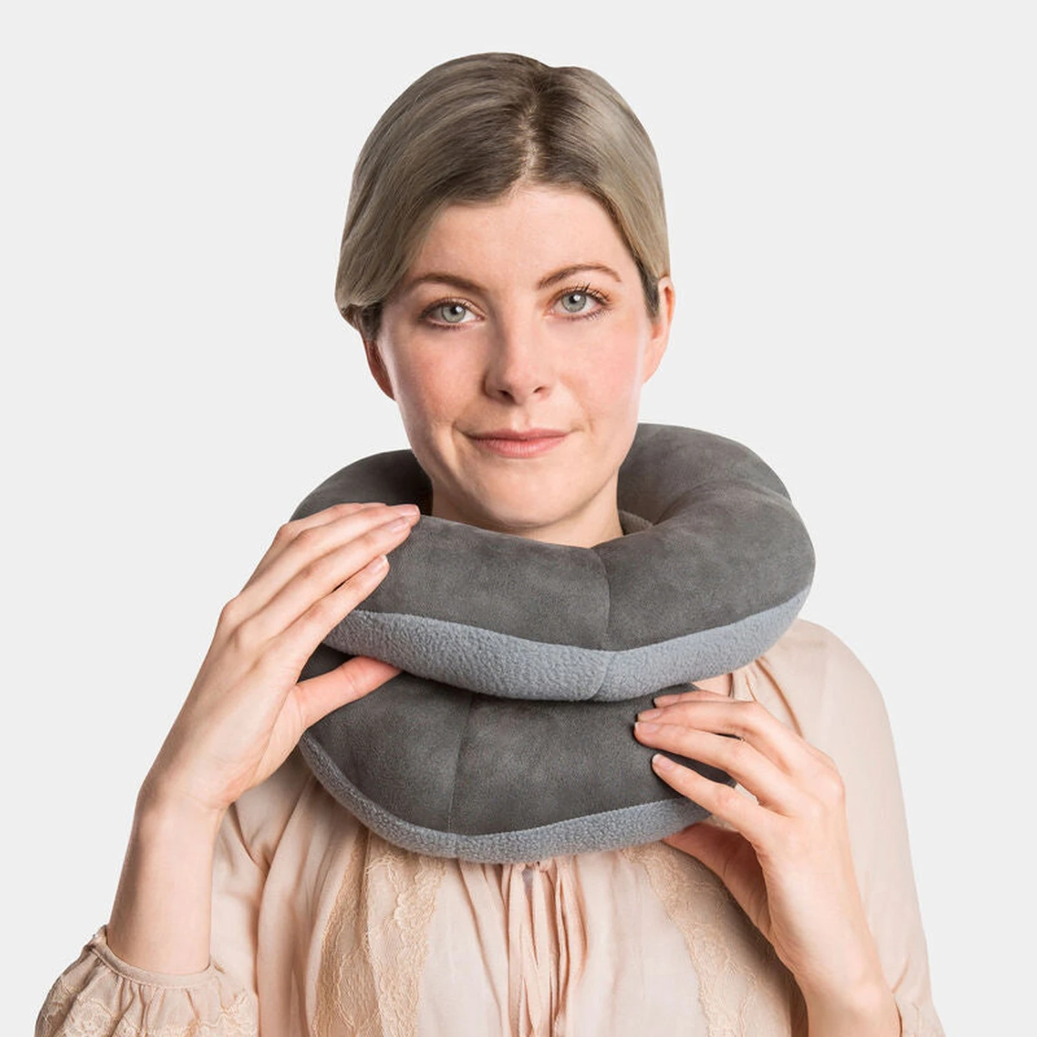 Travelon Deluxe Wrap N Rest Pillow - Navy Blue Full Neck & Chin Support Travel Cushion 6 Travelon Deluxe Wrap N Rest Pillow - Navy Blue Full Neck & Chin Support Travel Cushion - Image 4
