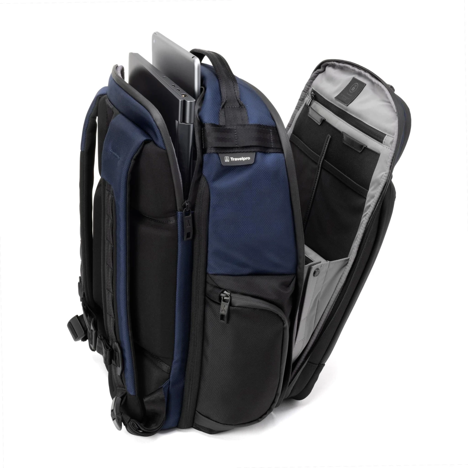 Travelpro Altitude Large Expandable Travel Laptop Backpack 30-36L 19 Travelpro Altitude Large Expandable Travel Laptop Backpack 30-36L - Image 17