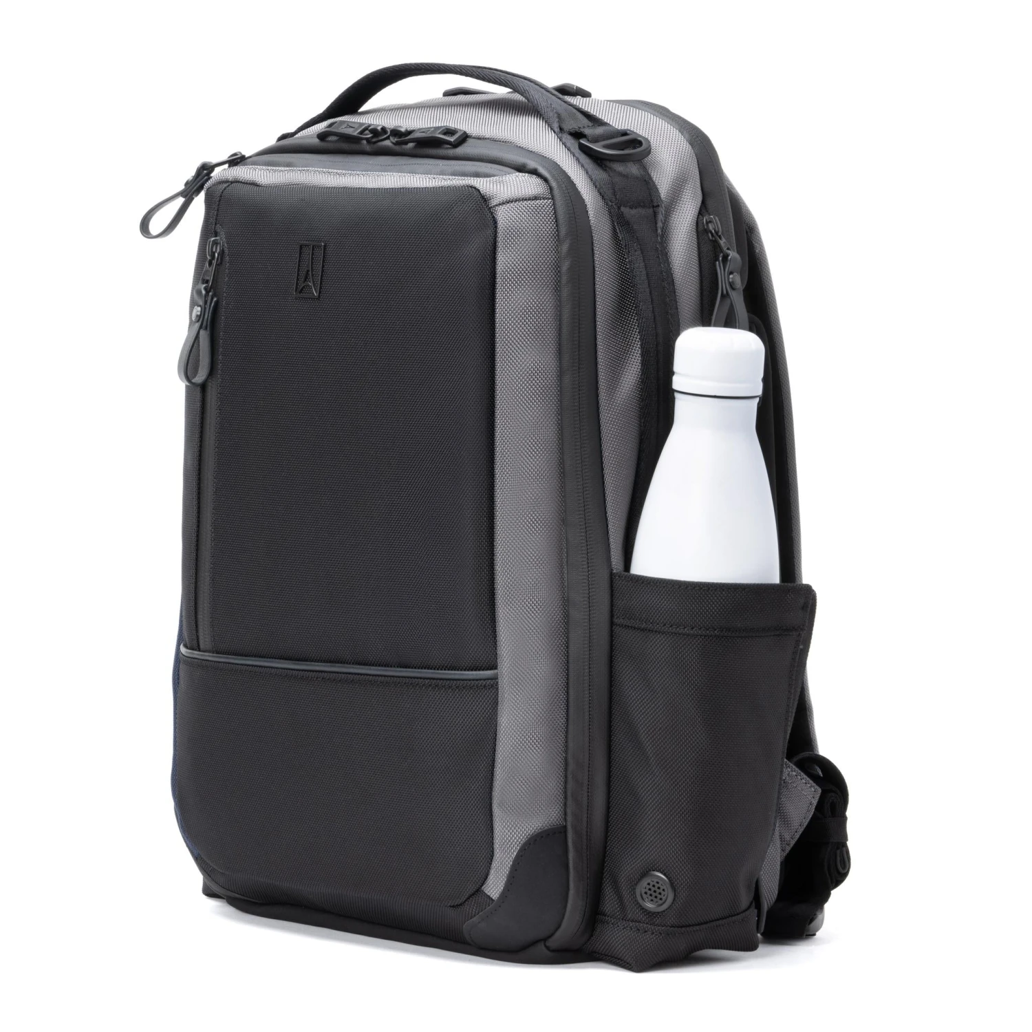 Travelpro Altitude Slim Expandable Laptop Backpack in Black – Professional 16" Laptop Bag (20-24L) 11 Travelpro Altitude Slim Expandable Laptop Backpack in Black – Professional 16" Laptop Bag (20-24L) - Image 9