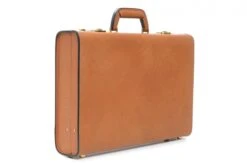 Korchmar Monroe 4" American Belting Leather Attache – Classic Piano Hinge 17" Laptop Briefcase 22 Korchmar Monroe 4" American Belting Leather Attache – Classic Piano Hinge 17" Laptop Briefcase -Luggage Pros Store korchmar classics 4 monroe belting leather attache 7